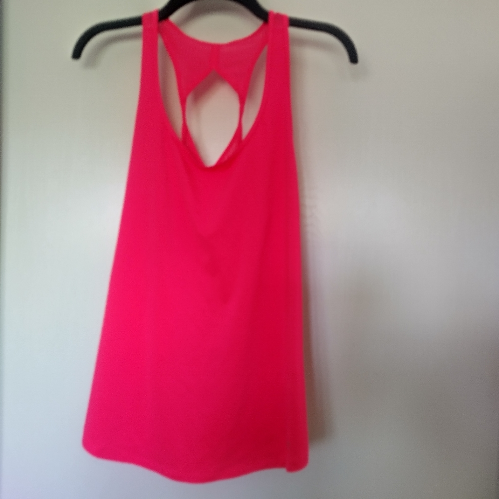 UNDER ARMOUR Workout Mesh Racerback Tank Florescent Pink L